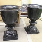 725 6579 GARDEN URNS